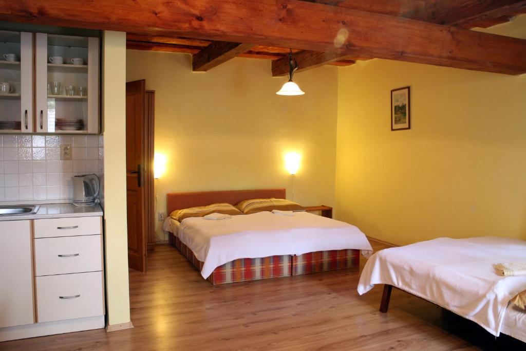 Penzion Kremenisko Banská Štiavnica Rum bild