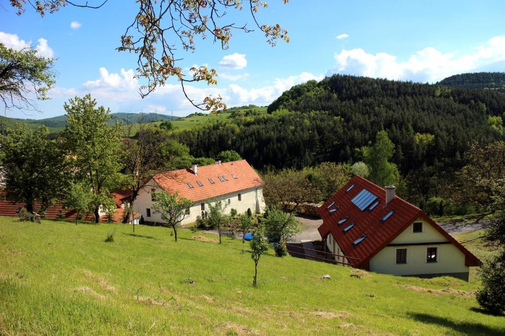 Penzion Kremenisko Banská Štiavnica Exteriör bild